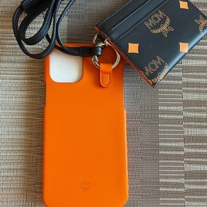 Absolutely gorgeous IPhone 12 Pro case